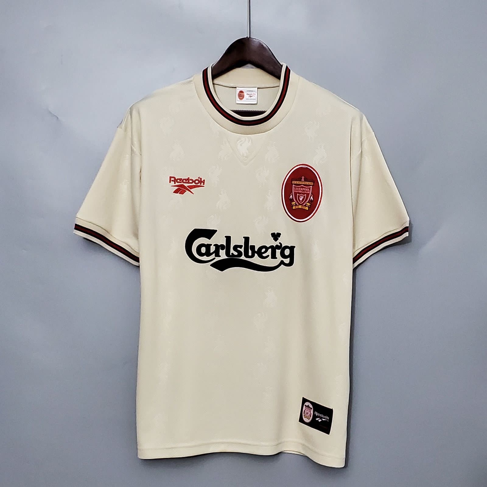 Liverpool 1996-97 Away Jersey Liverpool 1996-97 Away Jersey - Image 1
