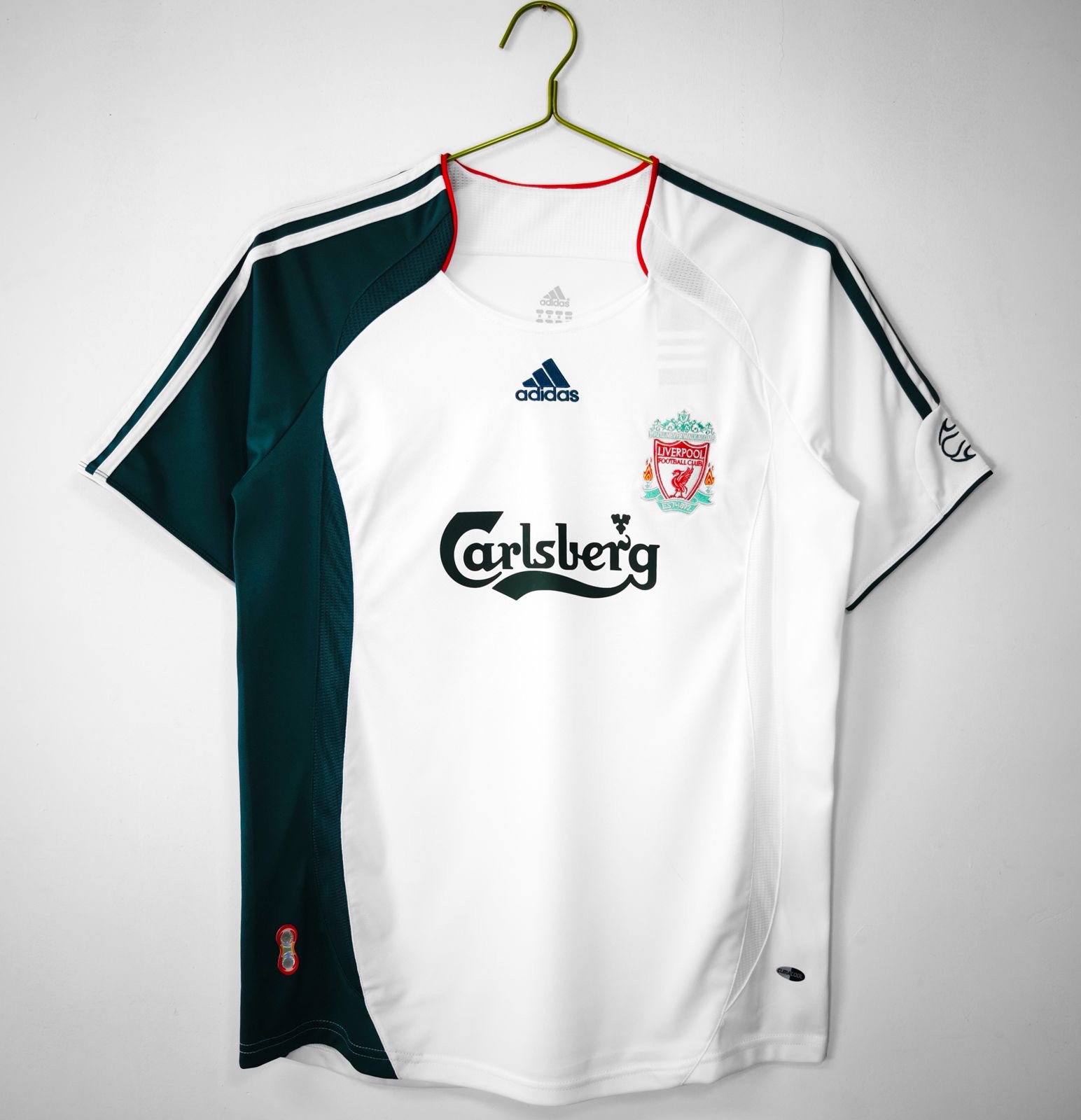 Liverpool 2006-07 Away Jersey Liverpool 2006-07 Away Jersey - Image 1
