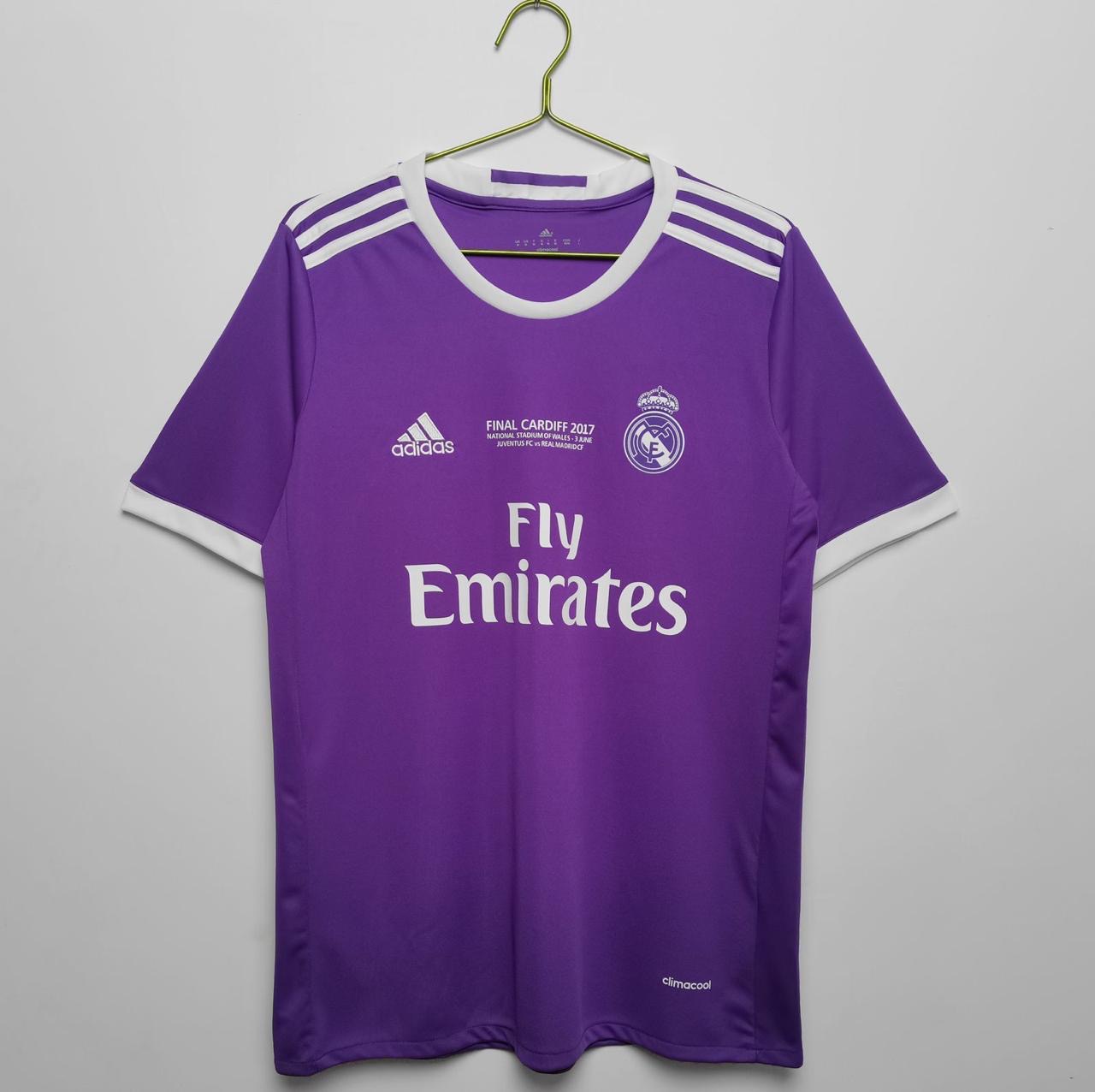 Real Madrid 2016-17 Away Jersey Real Madrid 2016-17 Away Jersey - Image 1