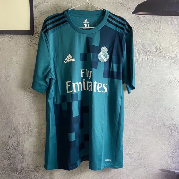 Real Madrid 2017-18 Away Jersey