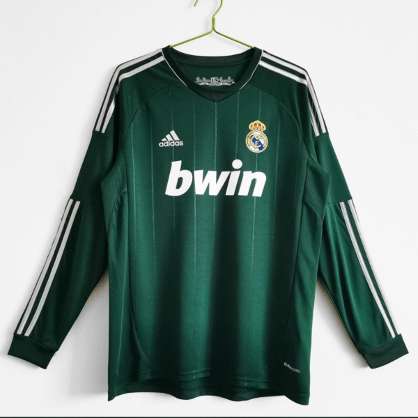 Real Madrid Retro 2012-13 Goalkeeper kit